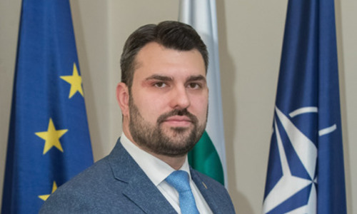 Minister Georgiev Speaks to Media in Parliament 